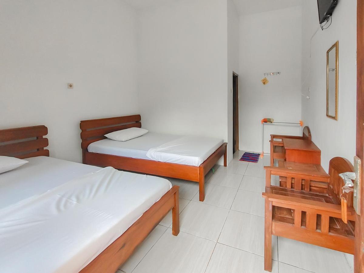 Reddoorz Near Pamugaran Beach פנגנדאראן מראה חיצוני תמונה